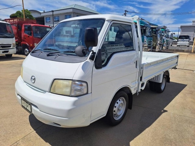 Mazda BONGO TRUCK 2002 8499180-3