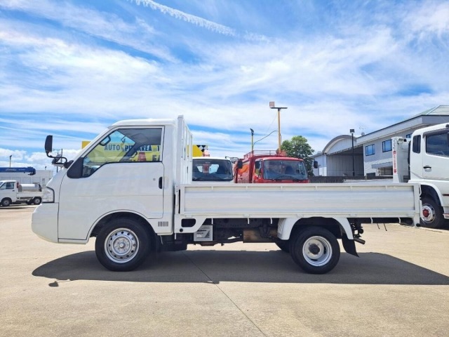 Mazda BONGO TRUCK 2002 8499180-4