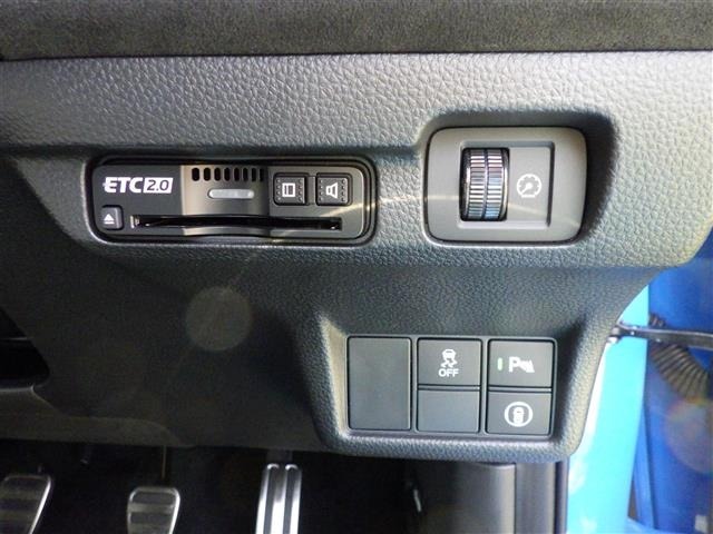 Honda CIVIC 2026 8510453-21