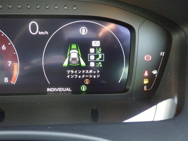 Honda CIVIC 2026 8510453-9