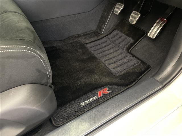 Honda CIVIC 2025 8510456-6