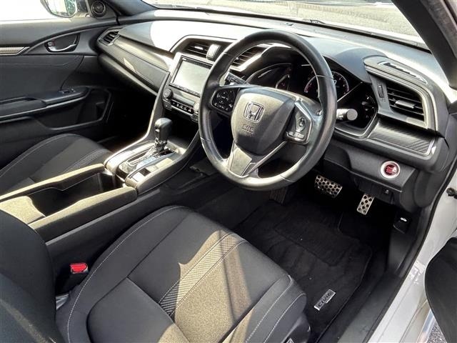 Honda CIVIC 2018 8510458-2