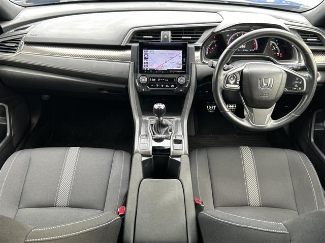 Honda CIVIC 2018 8510469-31