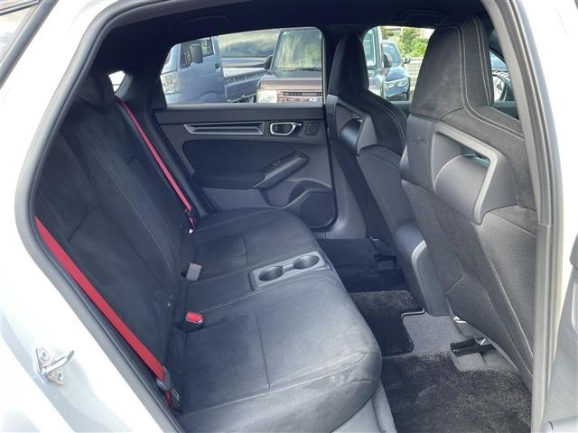 Honda CIVIC 2026 8510478-10