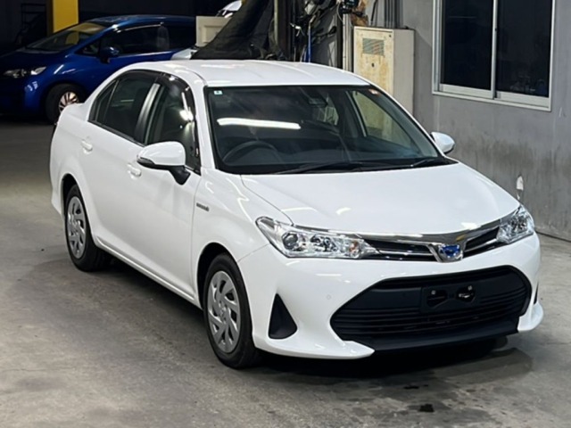Toyota COROLLA AXIO 2020 8498353-4