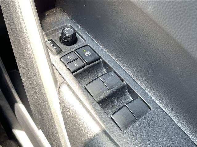 Toyota COROLLA CROSS 2023 8506427-8