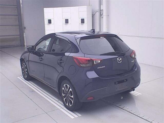 Mazda DEMIO 2016 8505609-1