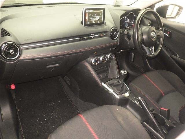 Mazda DEMIO 2016 8505609-4