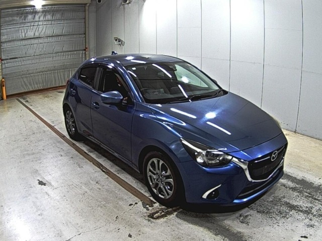 Mazda DEMIO 2016 8505621-0