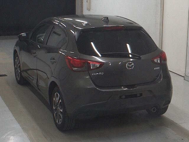 Mazda DEMIO 2016 8505633-1