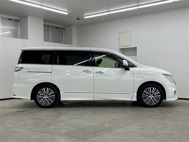 Nissan ELGRAND 2015 8506317-10