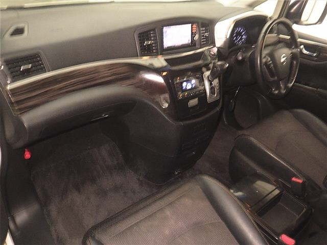 Nissan ELGRAND 2015 8506321-4
