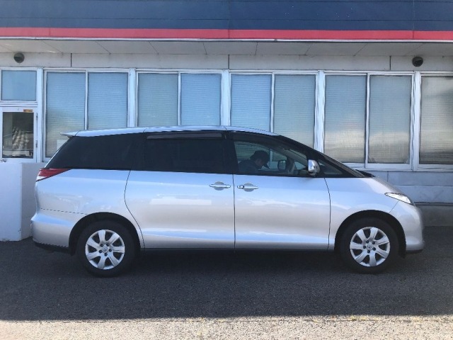 Toyota ESTIMA 2014 8493945-3