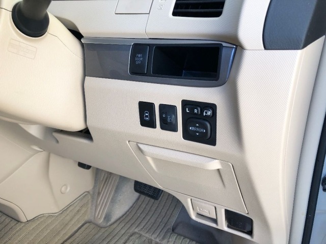 Toyota ESTIMA 2014 8493945-5