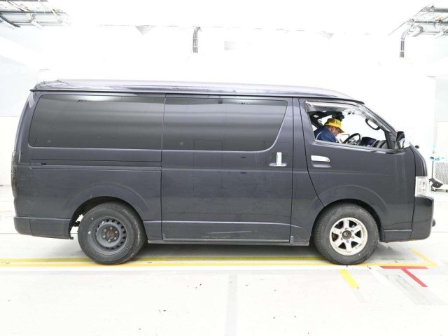 Toyota HIACE VAN 2019 8506422-3