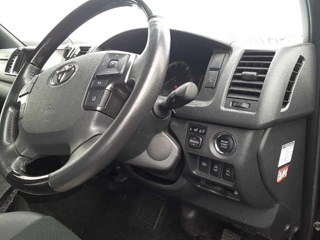 Toyota HIACE VAN 2022 8506434-9