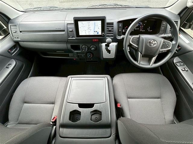 Toyota HIACE VAN 2026 8506576-14