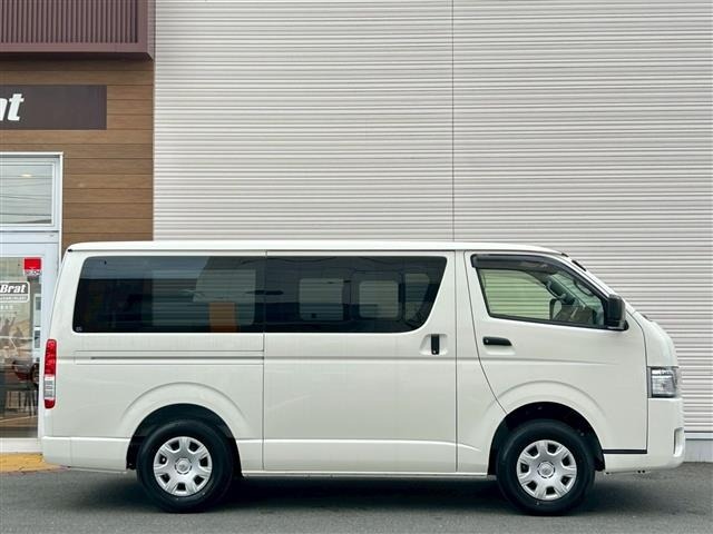 Toyota HIACE VAN 2026 8506576-17