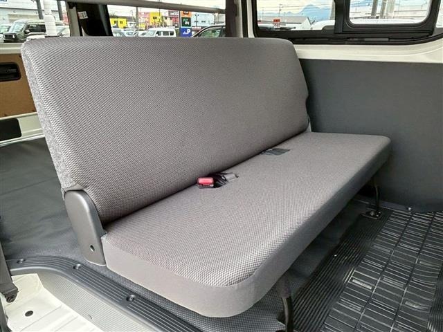 Toyota HIACE VAN 2026 8506576-4