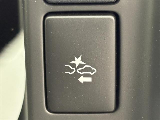 Toyota HIACE VAN 2026 8506583-10