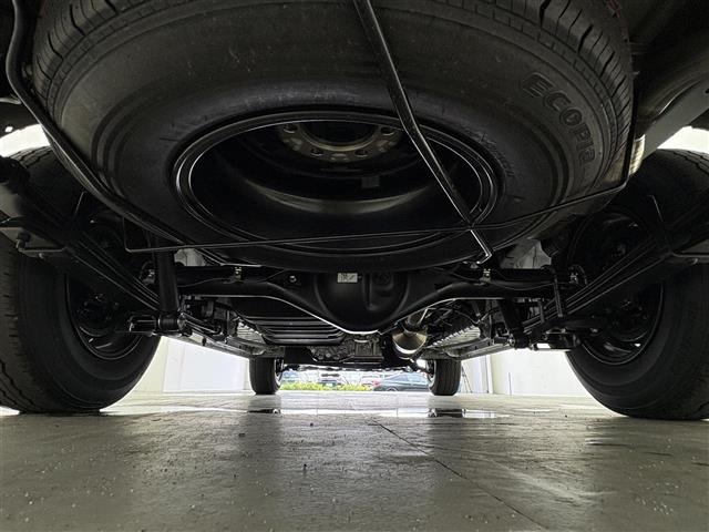 Toyota HIACE VAN 2026 8506583-13