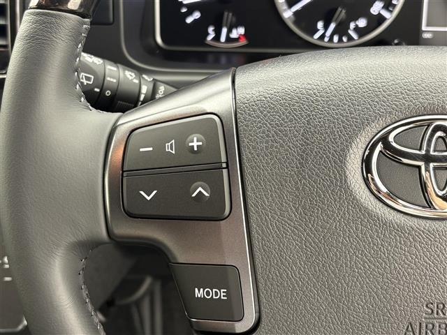 Toyota HIACE VAN 2026 8506583-21