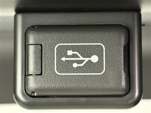 Toyota HIACE VAN 2026 8506583-6