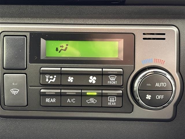 Toyota HIACE VAN 2026 8506583-8