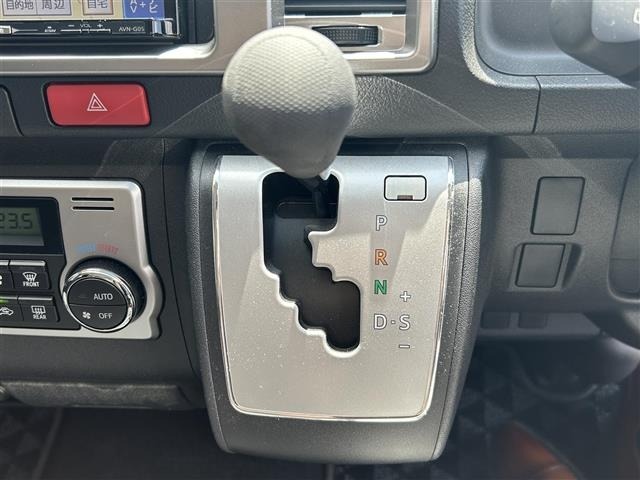 Toyota HIACE VAN 2016 8506601-18