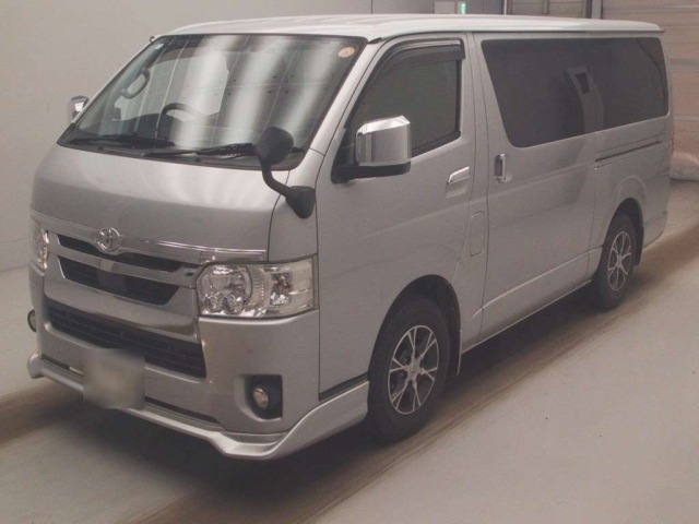 Toyota HIACE VAN 2020 8506603-0