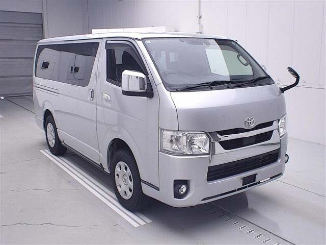 Toyota HIACE VAN 2021 8506847-0