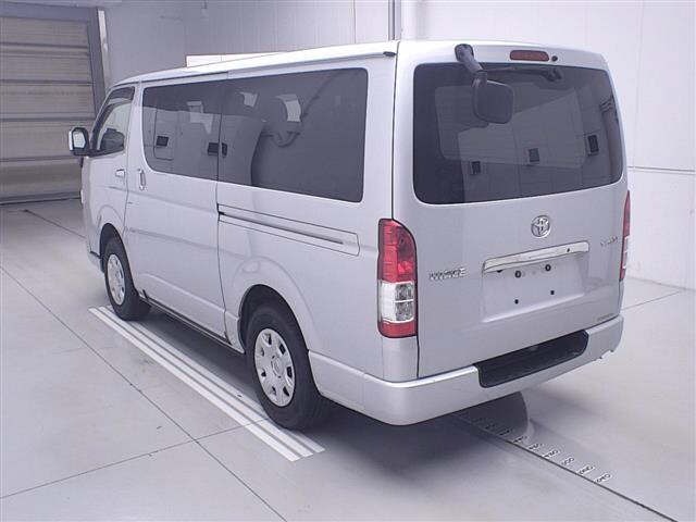 Toyota HIACE VAN 2021 8506847-1