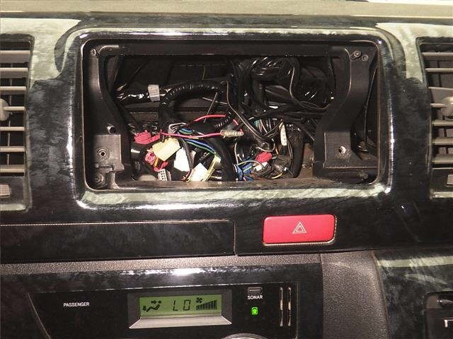 Toyota HIACE VAN 2010 8506849-6