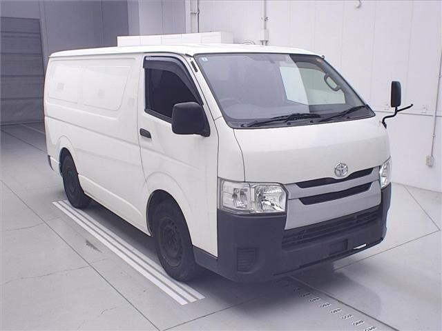 Toyota HIACE VAN 2016 8506852-0