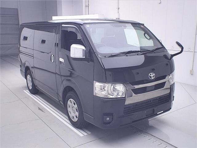 Toyota HIACE VAN 2023 8506853-0
