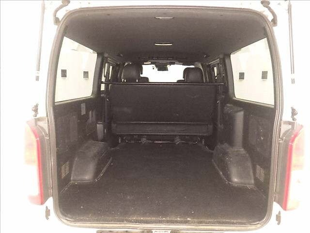 Toyota HIACE VAN 2022 8506854-7