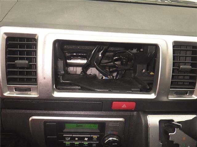 Toyota HIACE VAN 2023 8506855-6