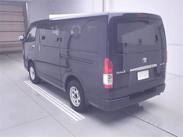 Toyota HIACE VAN 2018 8506857-1