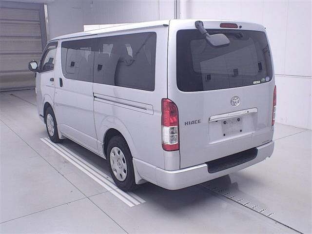 Toyota HIACE VAN 2020 8506859-1