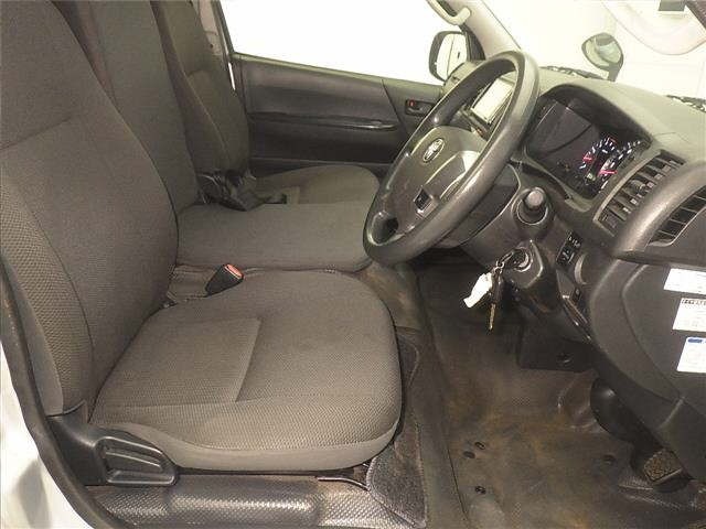 Toyota HIACE VAN 2020 8506859-5