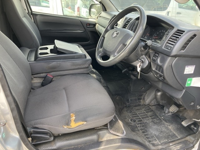 Toyota HIACE VAN 2016 8506974-8