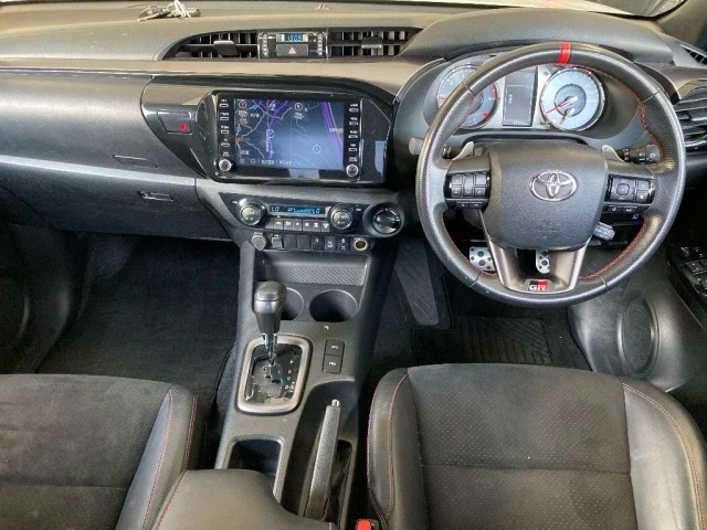 Toyota HILUX 2023 8498586-3