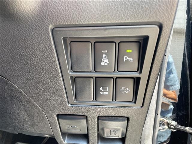 Toyota HILUX 2023 8498851-21