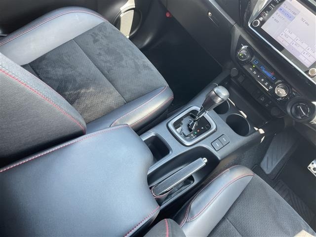 Toyota HILUX 2023 8498851-3