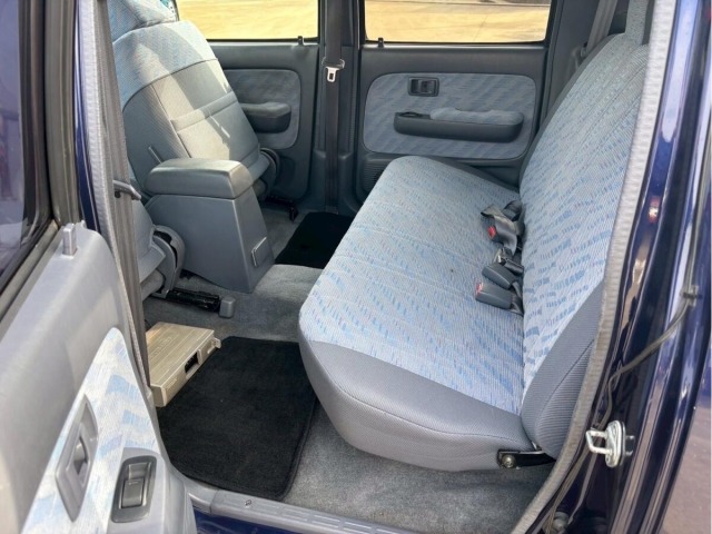 Toyota HILUX 2000 8498877-11