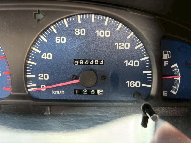Toyota HILUX 2000 8498877-18