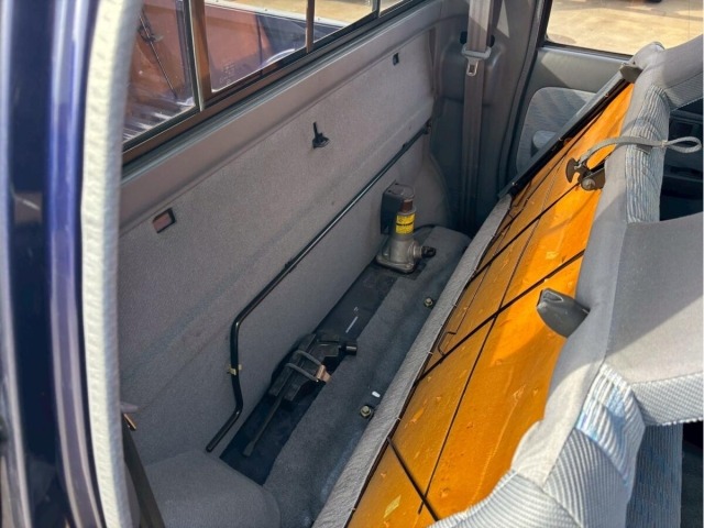 Toyota HILUX 2000 8498877-2
