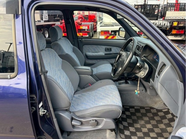 Toyota HILUX 2000 8498877-20