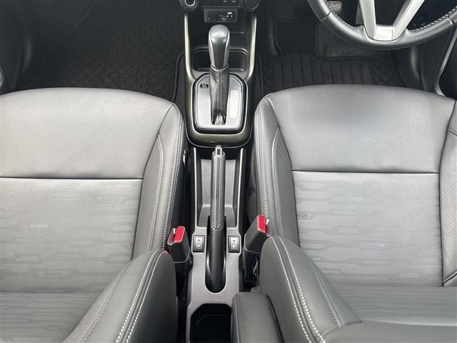 Suzuki IGNIS 2018 8502838-3