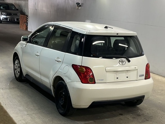 Toyota IST 2003 8507490-1